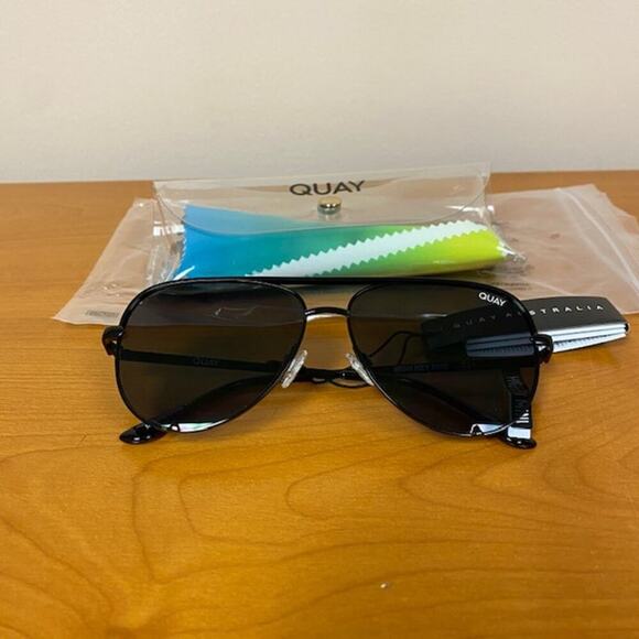 Quay Australia High Key Mini Aviator Sunglasses Black Smoke - Picture 5 of 8
